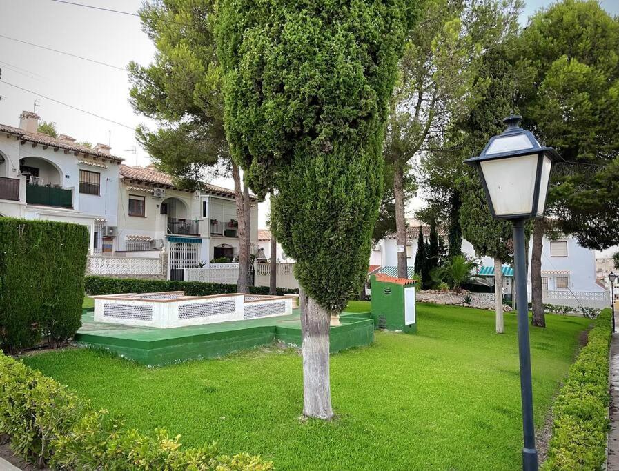 Lux Apartment Lago Jardin, 2, Torrevieja Alicante Exterior photo